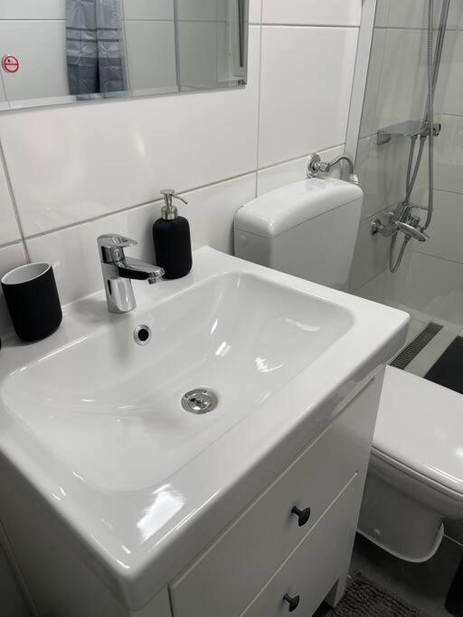 City Apartment 3 Krefeld - 20 Km Dus Airport/Messe エクステリア 写真